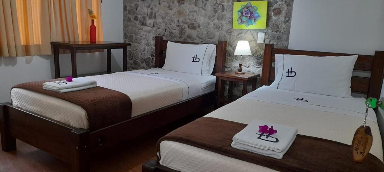 Ecohotel Bordones Isnos Kültér fotó