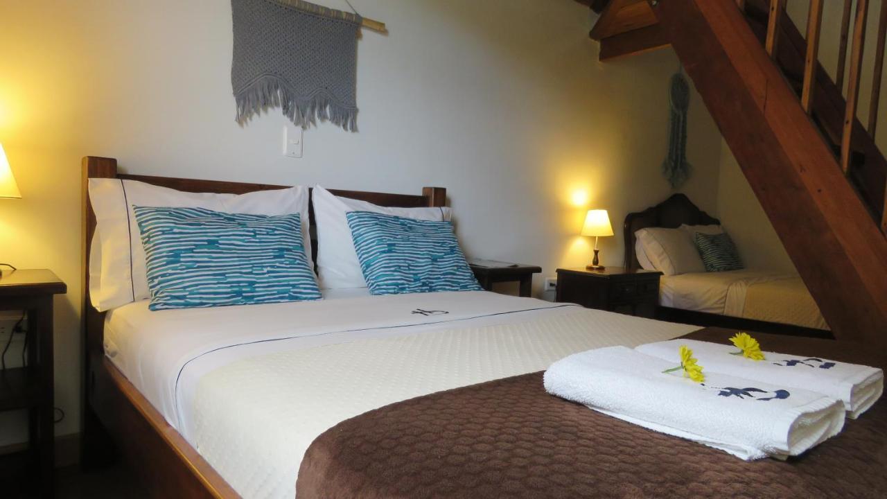 Ecohotel Bordones Isnos Kültér fotó