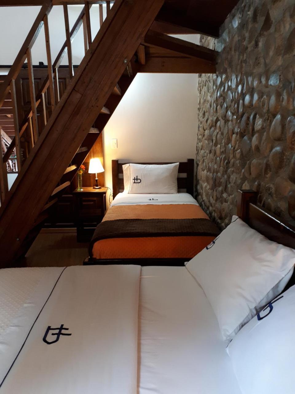 Ecohotel Bordones Isnos Kültér fotó
