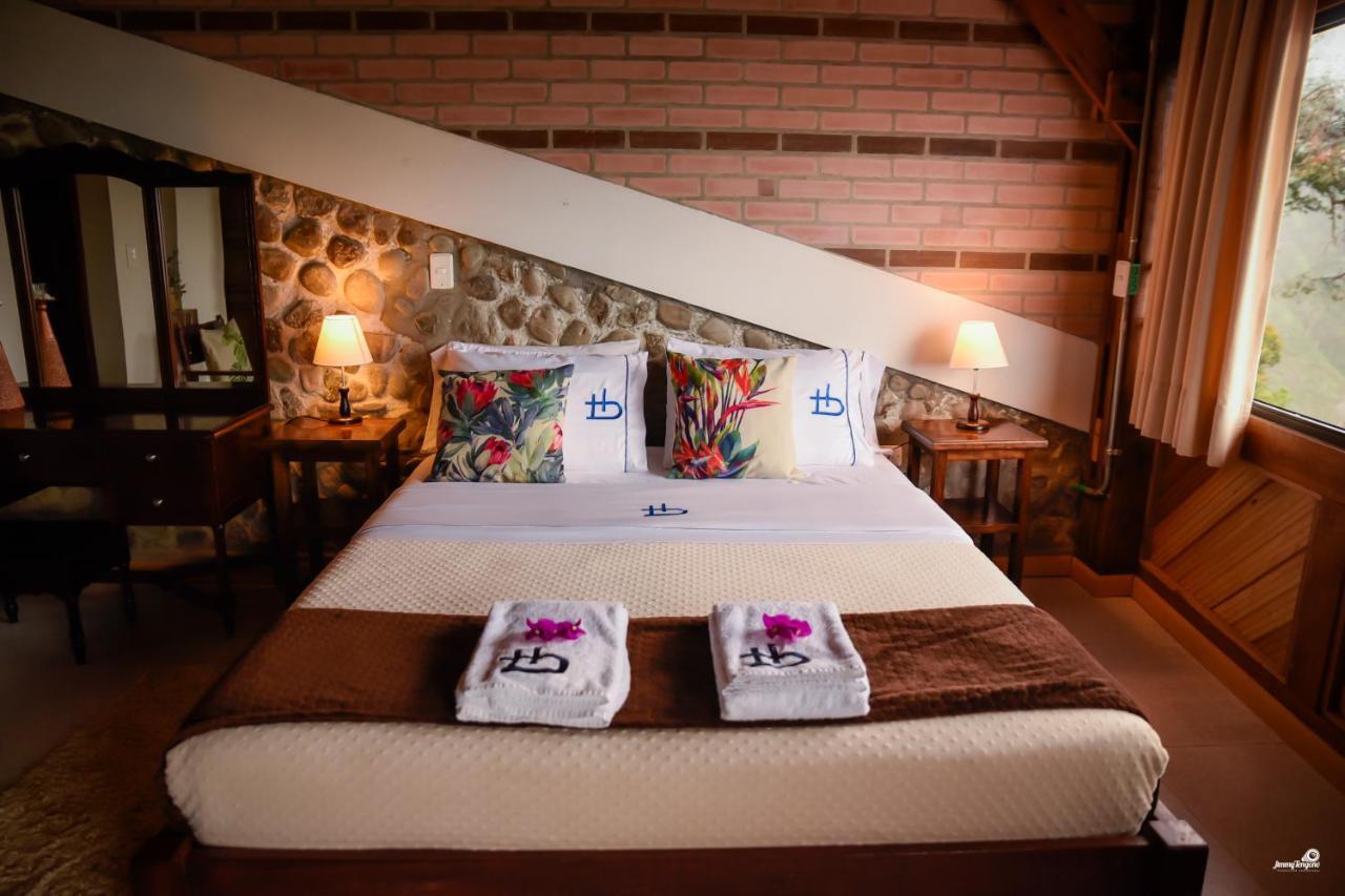 Ecohotel Bordones Isnos Kültér fotó